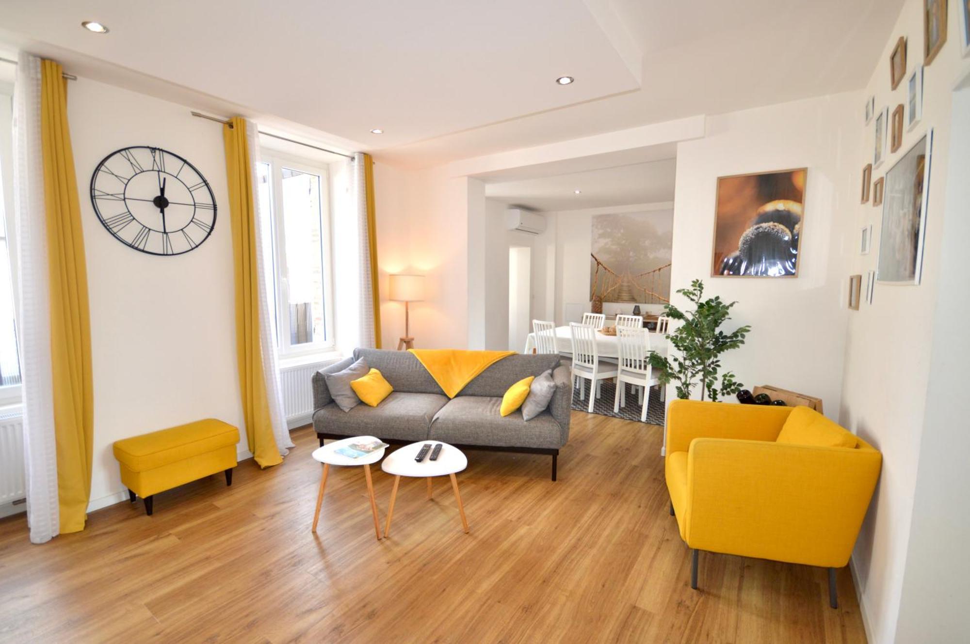 Epernay Prestige, Appartement Avec Terrasse Екстер'єр фото